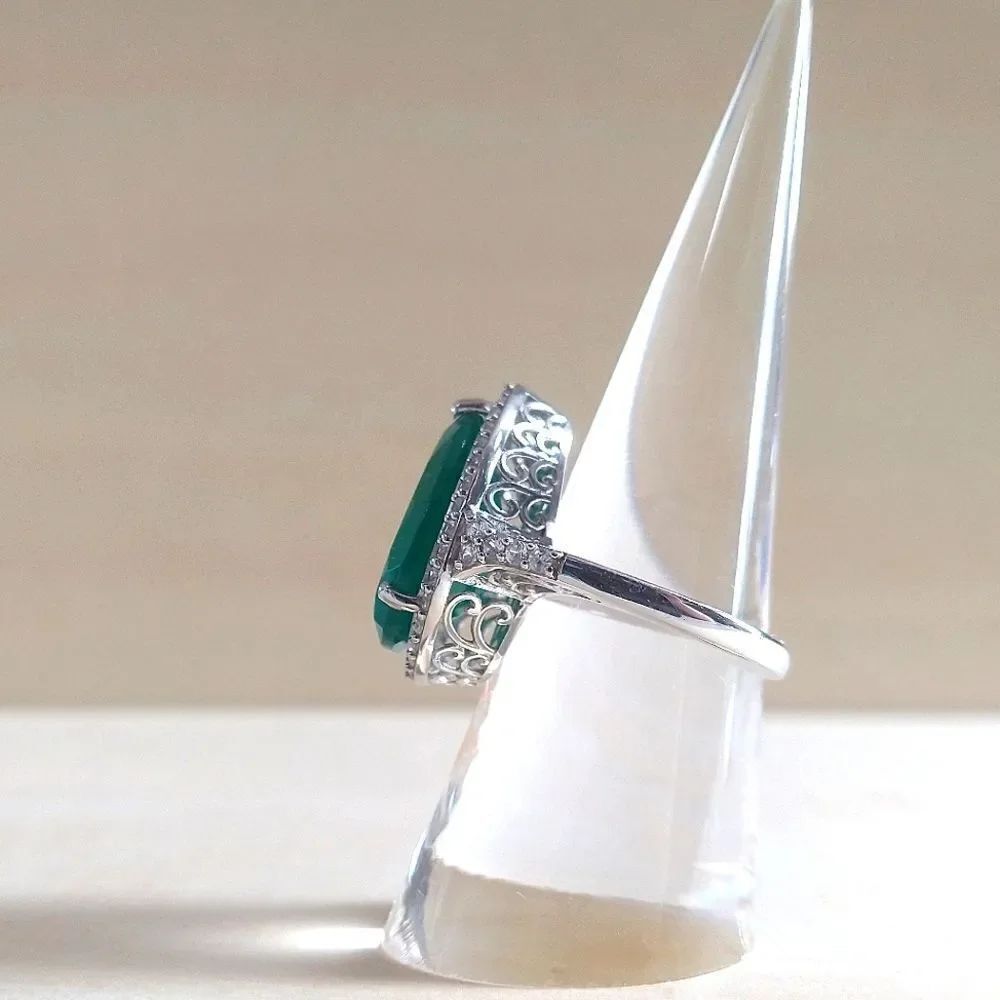 Onyx Ring - Picture 5 of 12